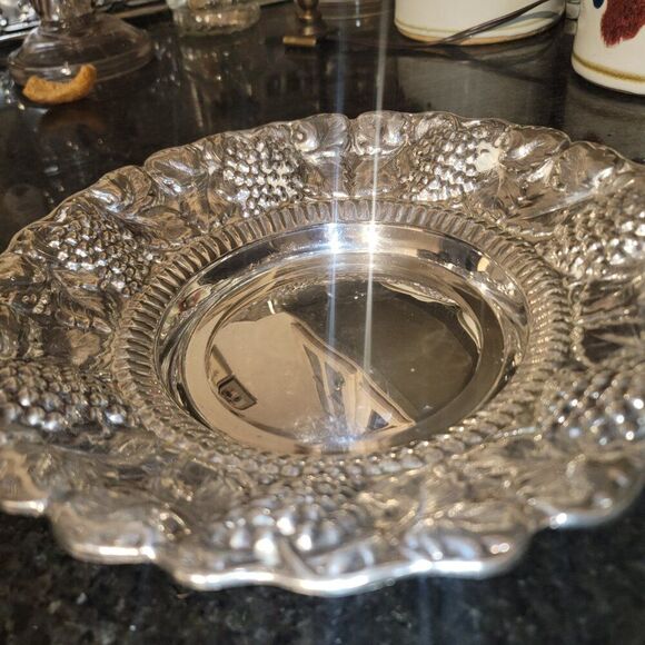 William Adams SPAIN Vintage Fine Silverplate 11.25" Repousse Bowl Rococo Revival - Picture 10 of 11